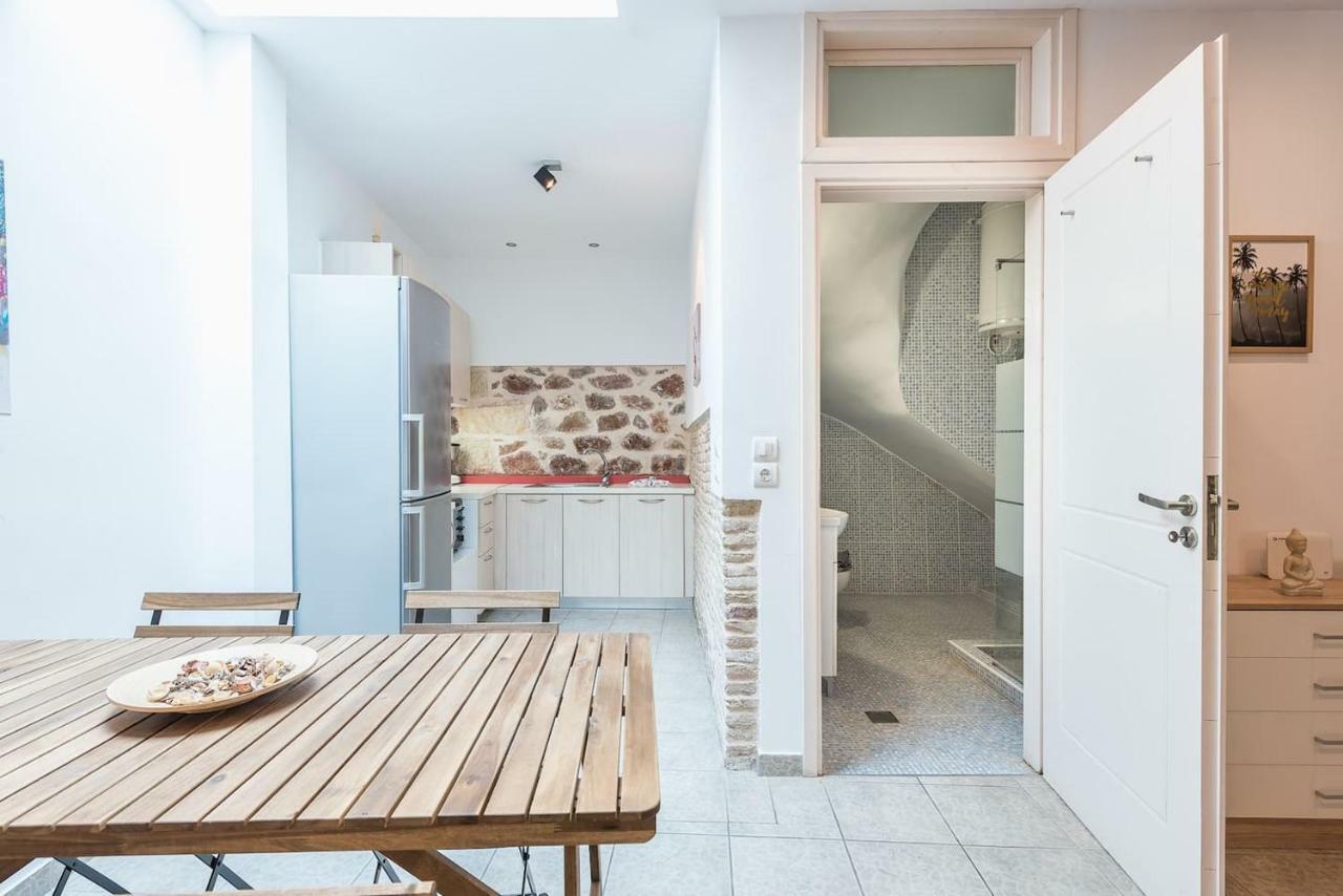 아테네 Stone House Under Acropolis 아파트 외부 사진